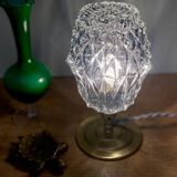 Lampe à poser globe vintage en verre moulé