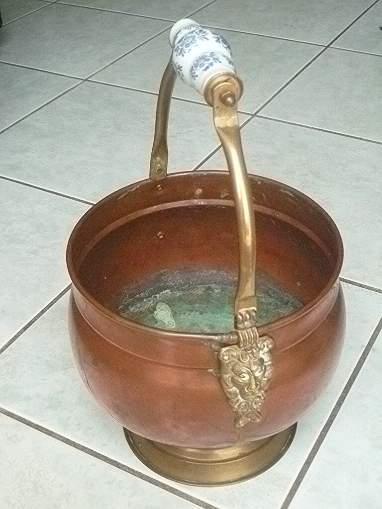 Copper flowerpot