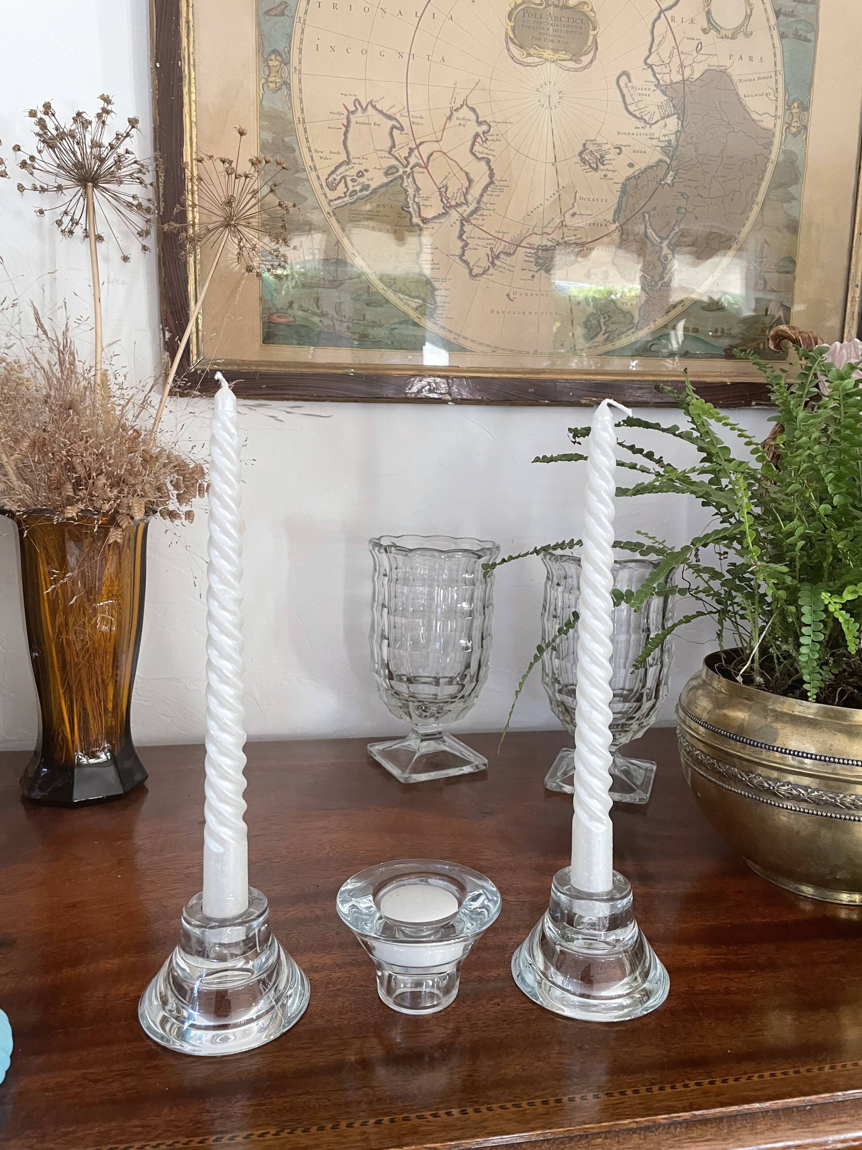 Set of 3 reversible Scandinavian candle holders