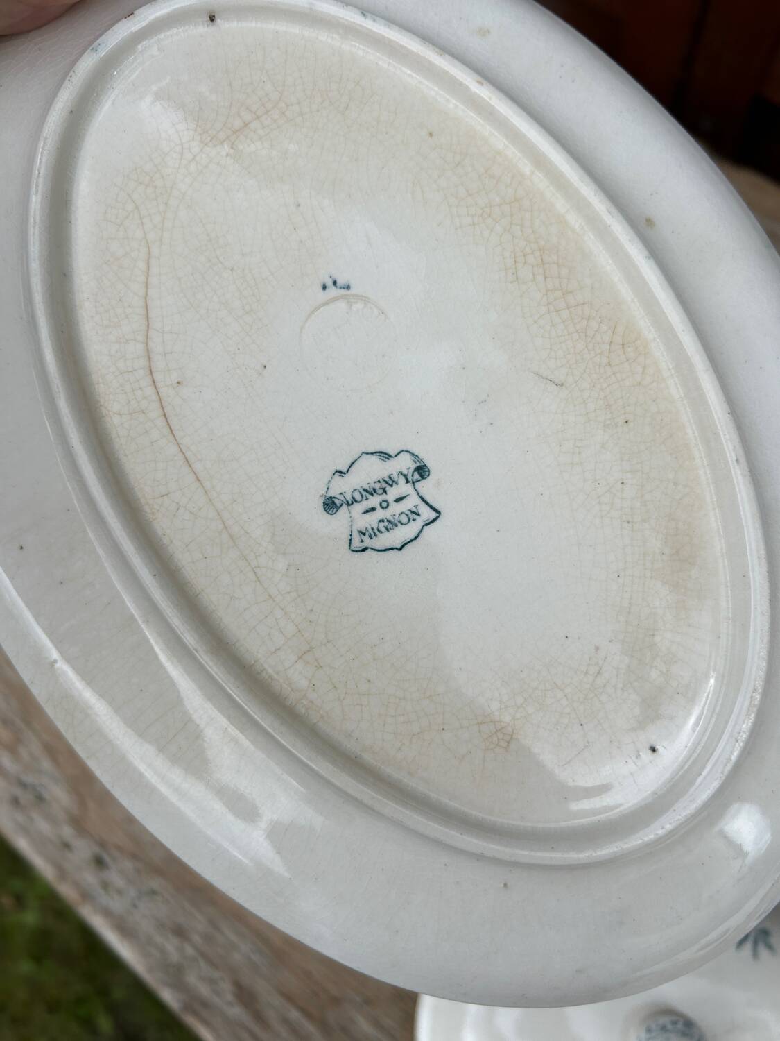 Mignon Longwy iron earth sauce boat