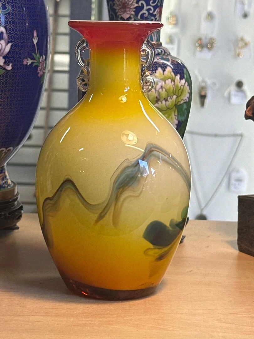 Glass vase – Handmade – Decoration – Yellow orange gradient