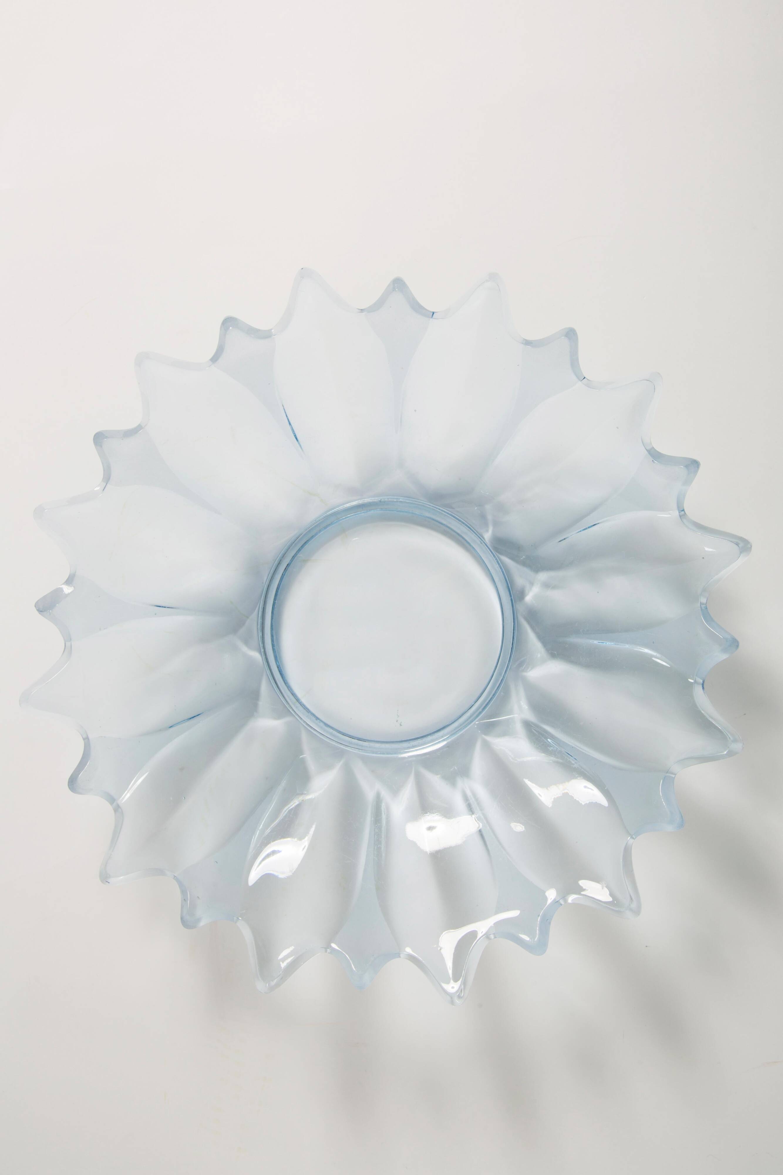 Assiette décorative vintage en verre bleu clair, Italie, années 1960