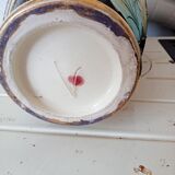 Vase fleuri, signé Vallauris