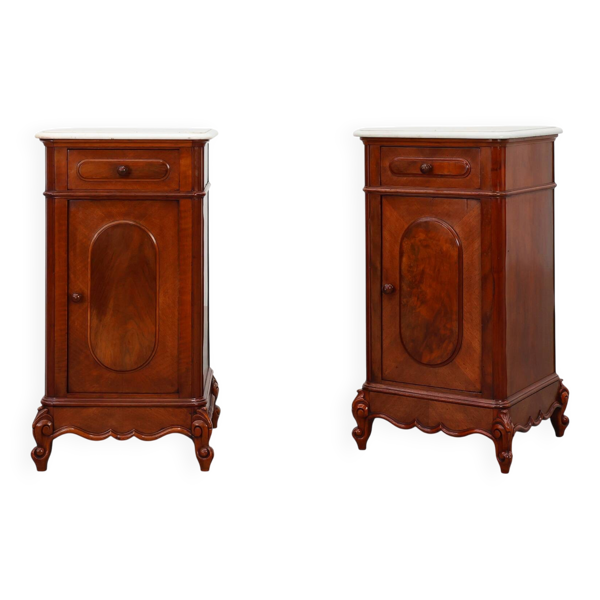 Tables de nuit Louis XV avec plateau en marbre de Carrare, France vers 1890.