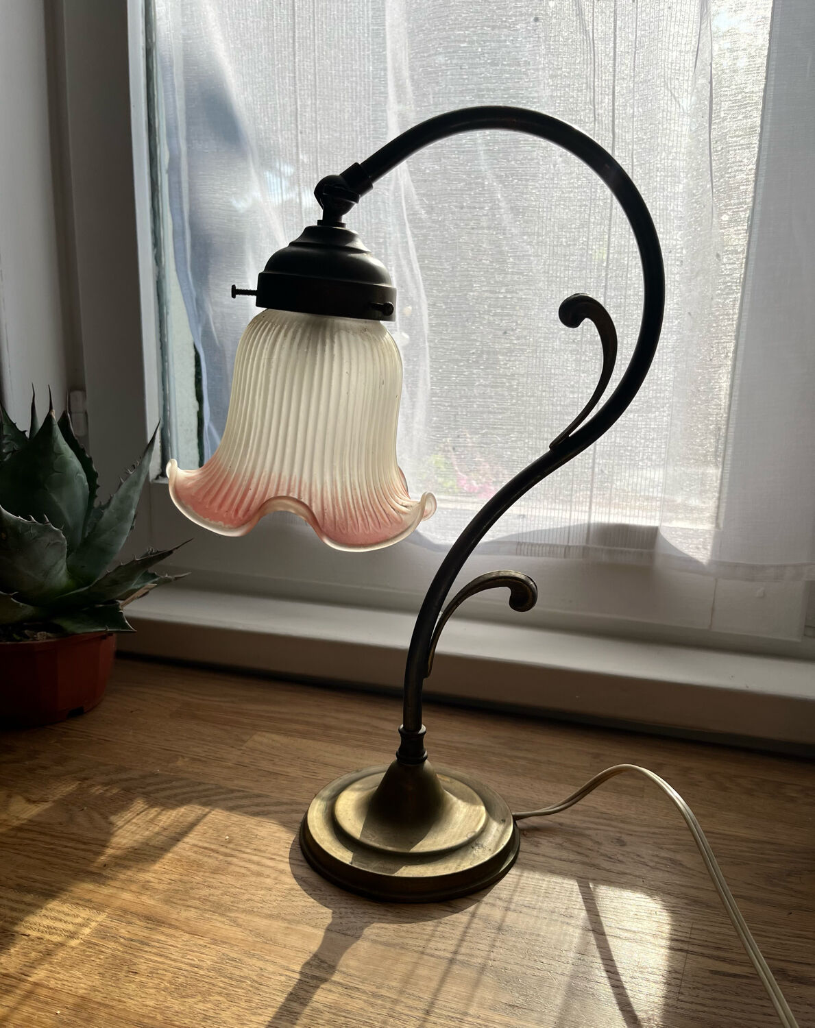 Tulip lamp art nouveau style