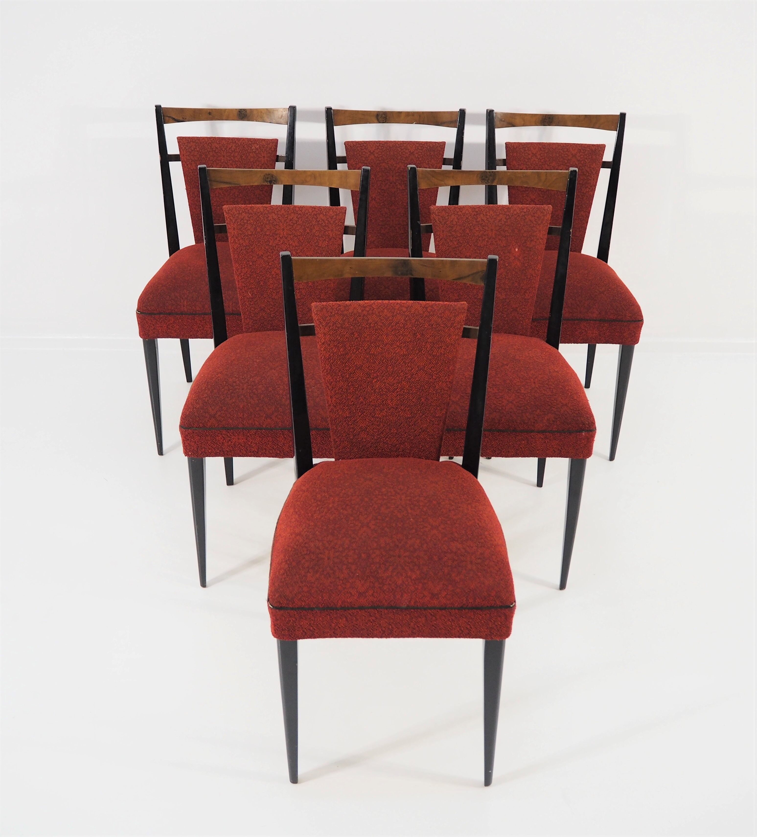 Table and 6 chairs for the dining room of the '70s