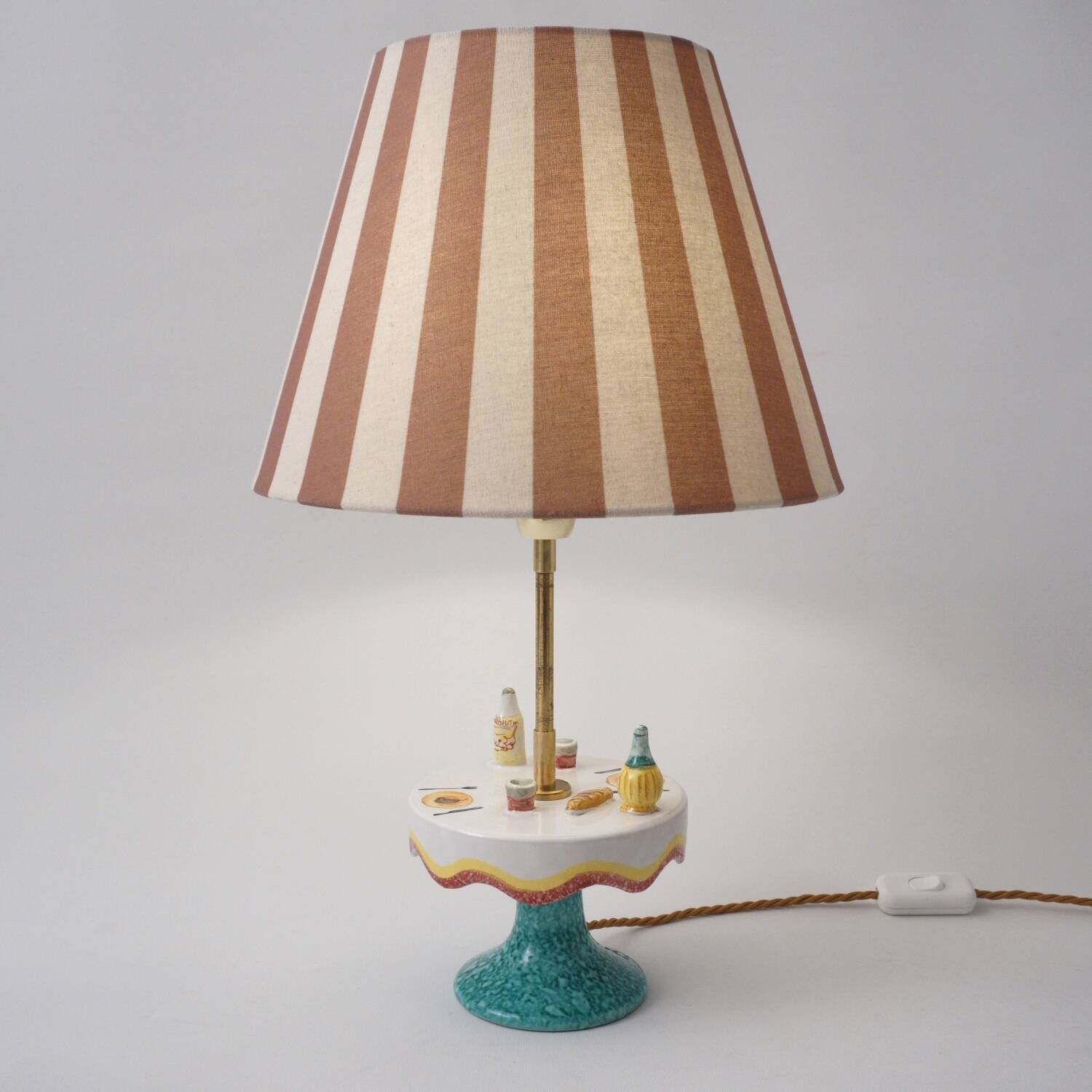 Vintage Florentine ceramic table lamp from the 1950s by MAF, Italian.