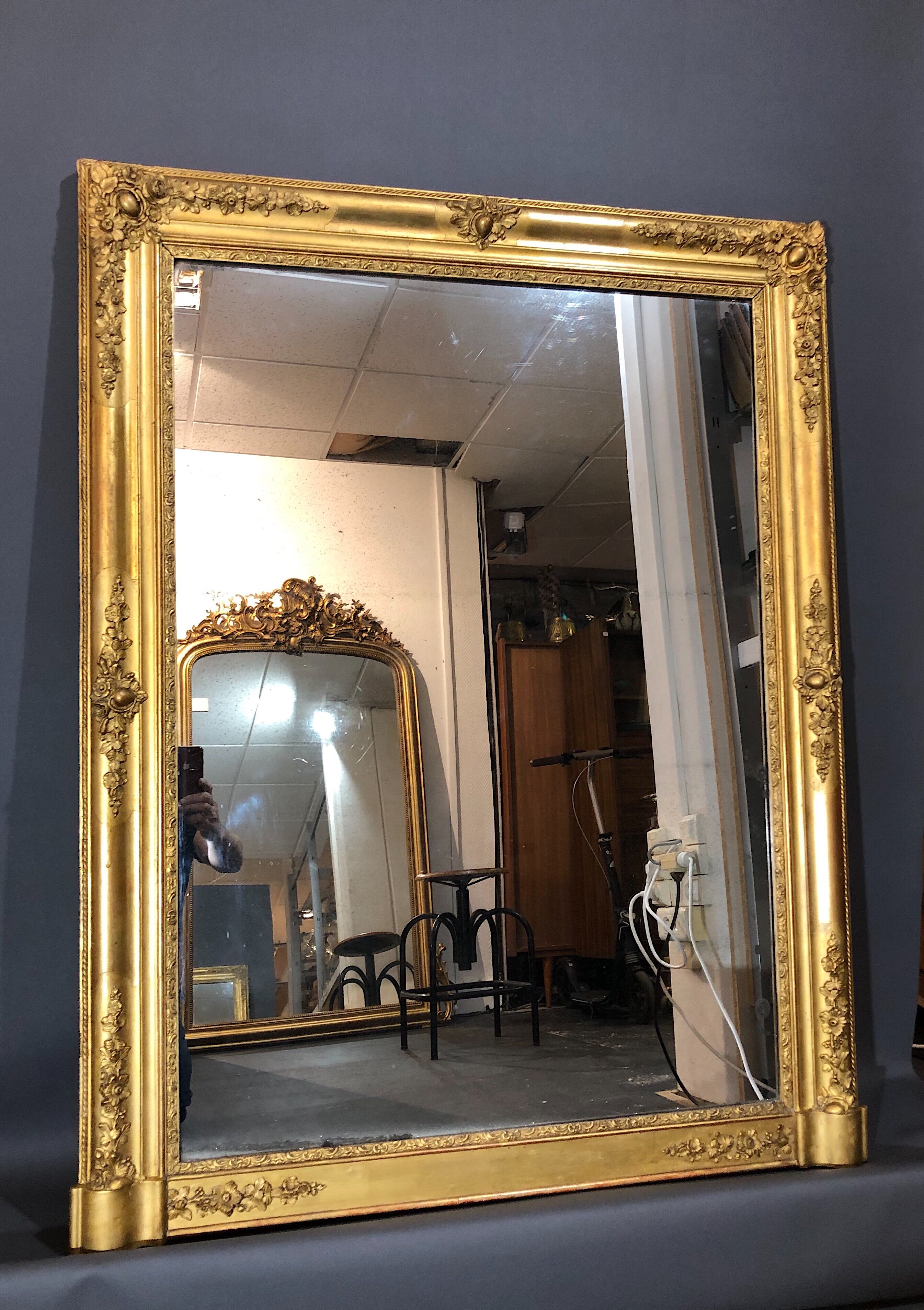 Mirror 125x97 cm beginning XIX gold leaf gilding