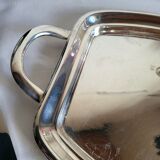 Silver-plated serving dish Quist and its asparagus cradle grid.