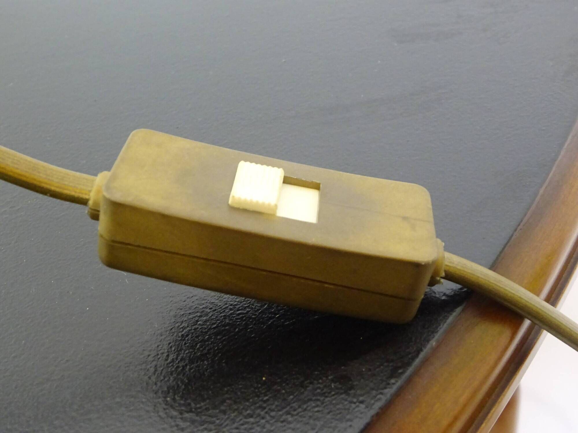 Lampe vintage à col de cygne en bronze doré et soie
