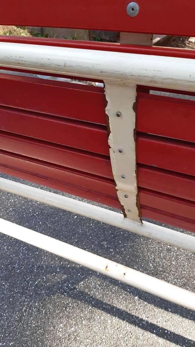 Foldable vintage garden bench