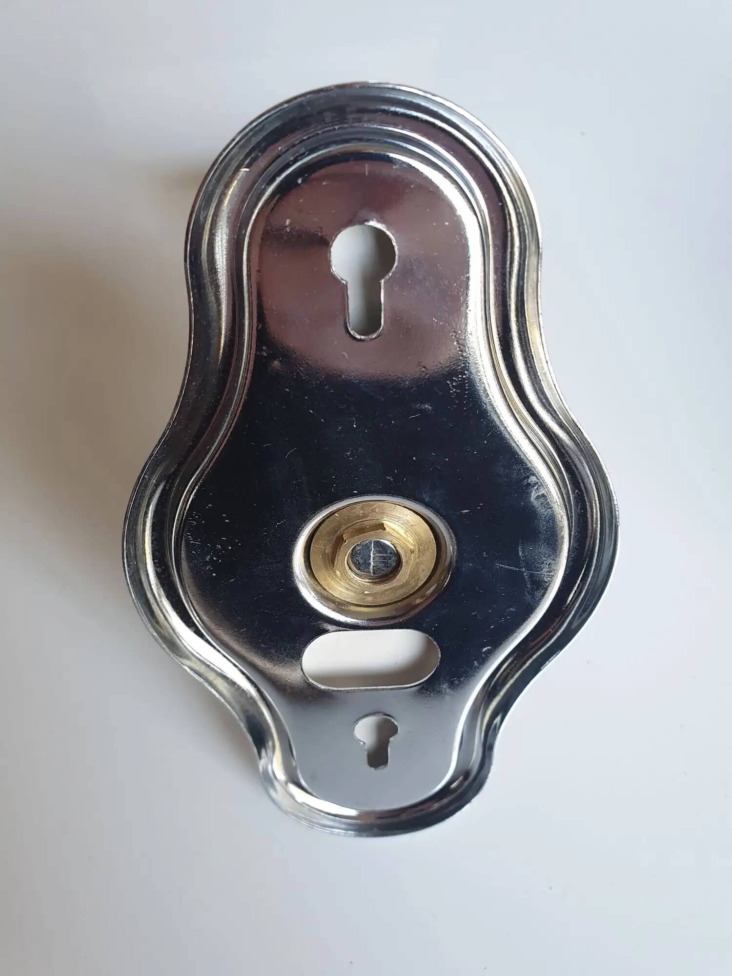 Vintage bathroom wall light and two towel rails set
