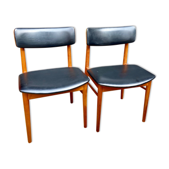 Set of 2 Scandinavian chairs