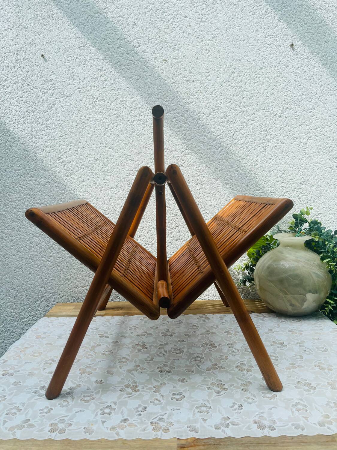 Foldable Bamboo Magazine Rack