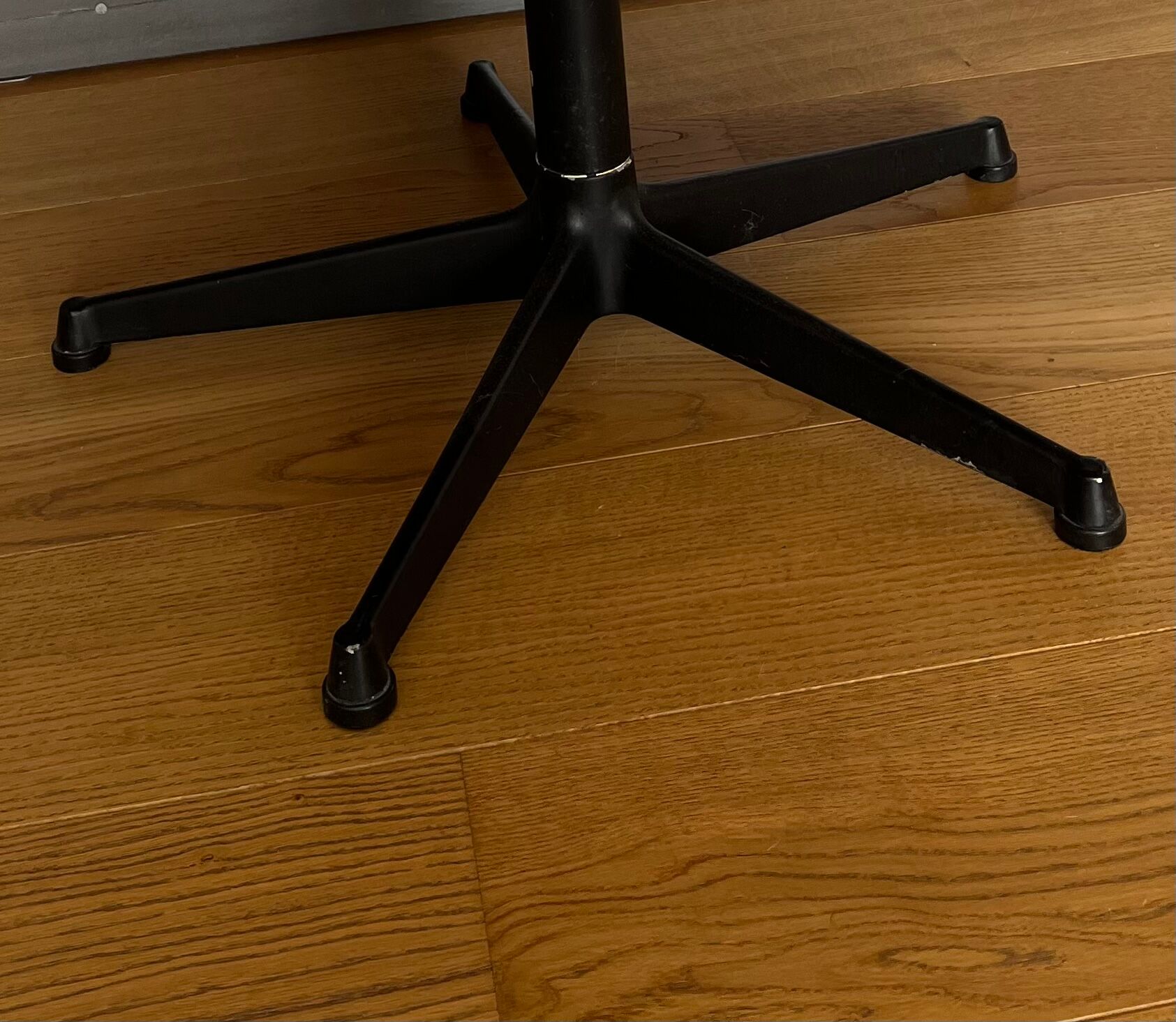 Beautiful coffee table pink marble top