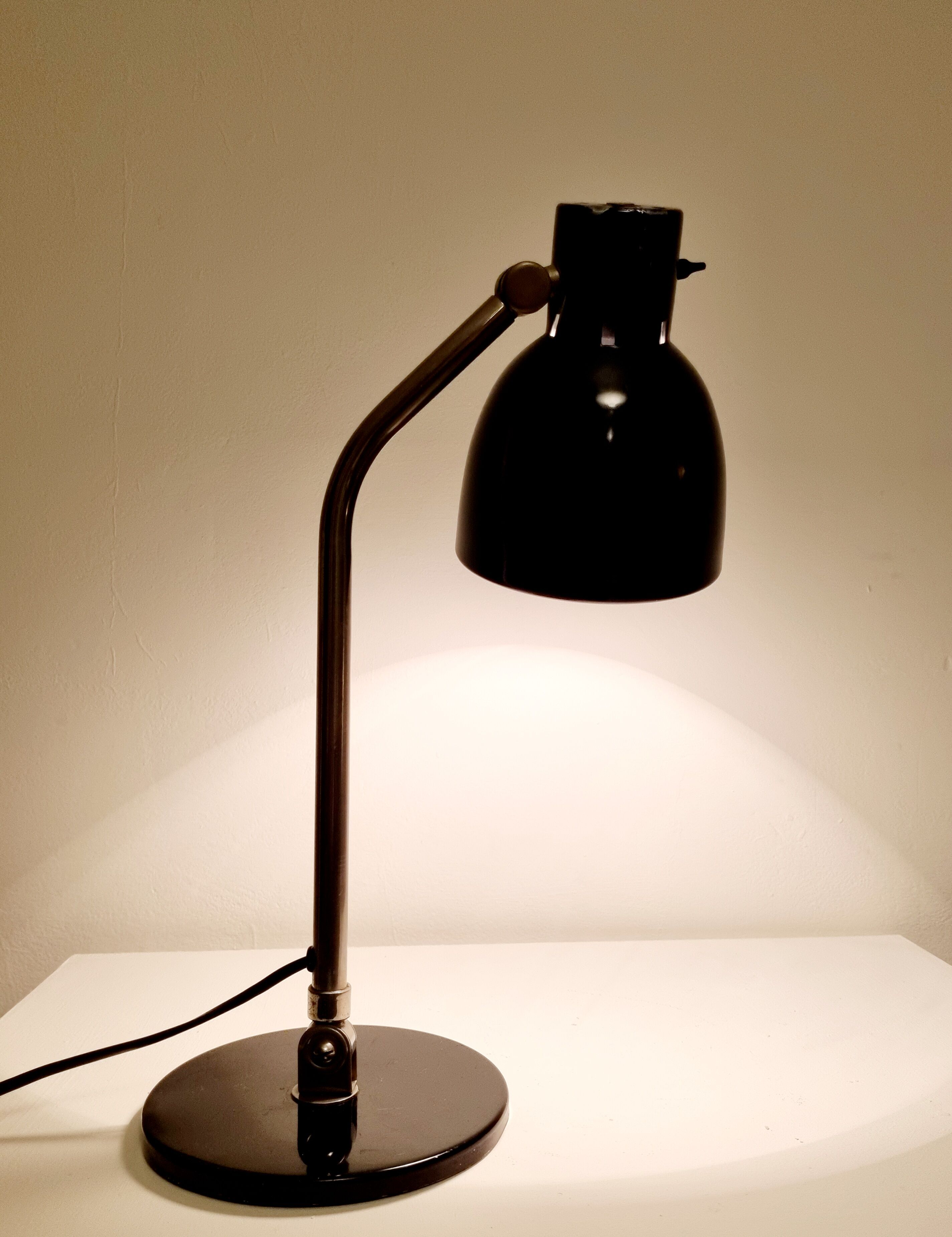 Hala Zeist industrial desk lamp 1950s, model 98 by H. BUSQUET
