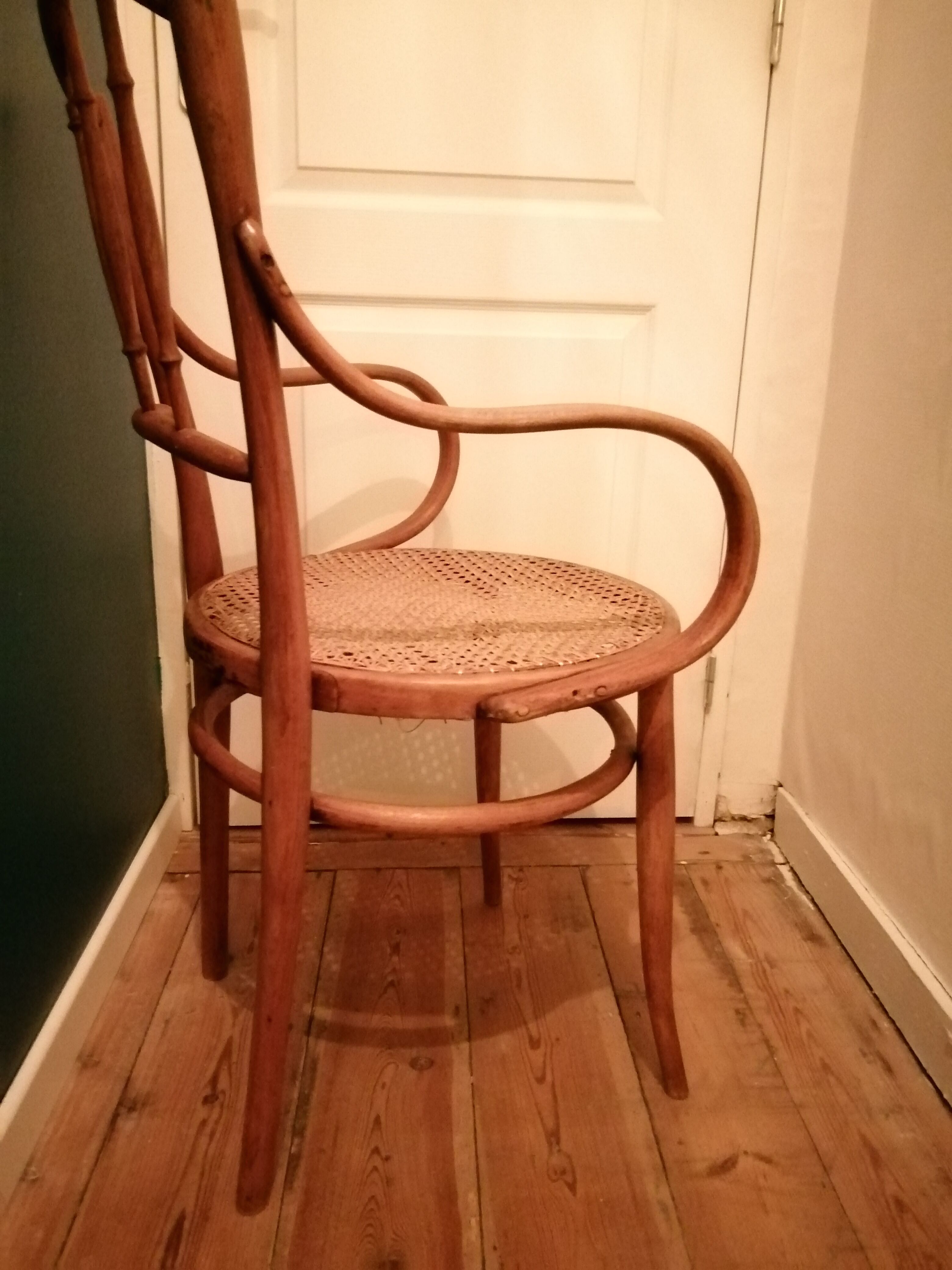 Fauteuil canné