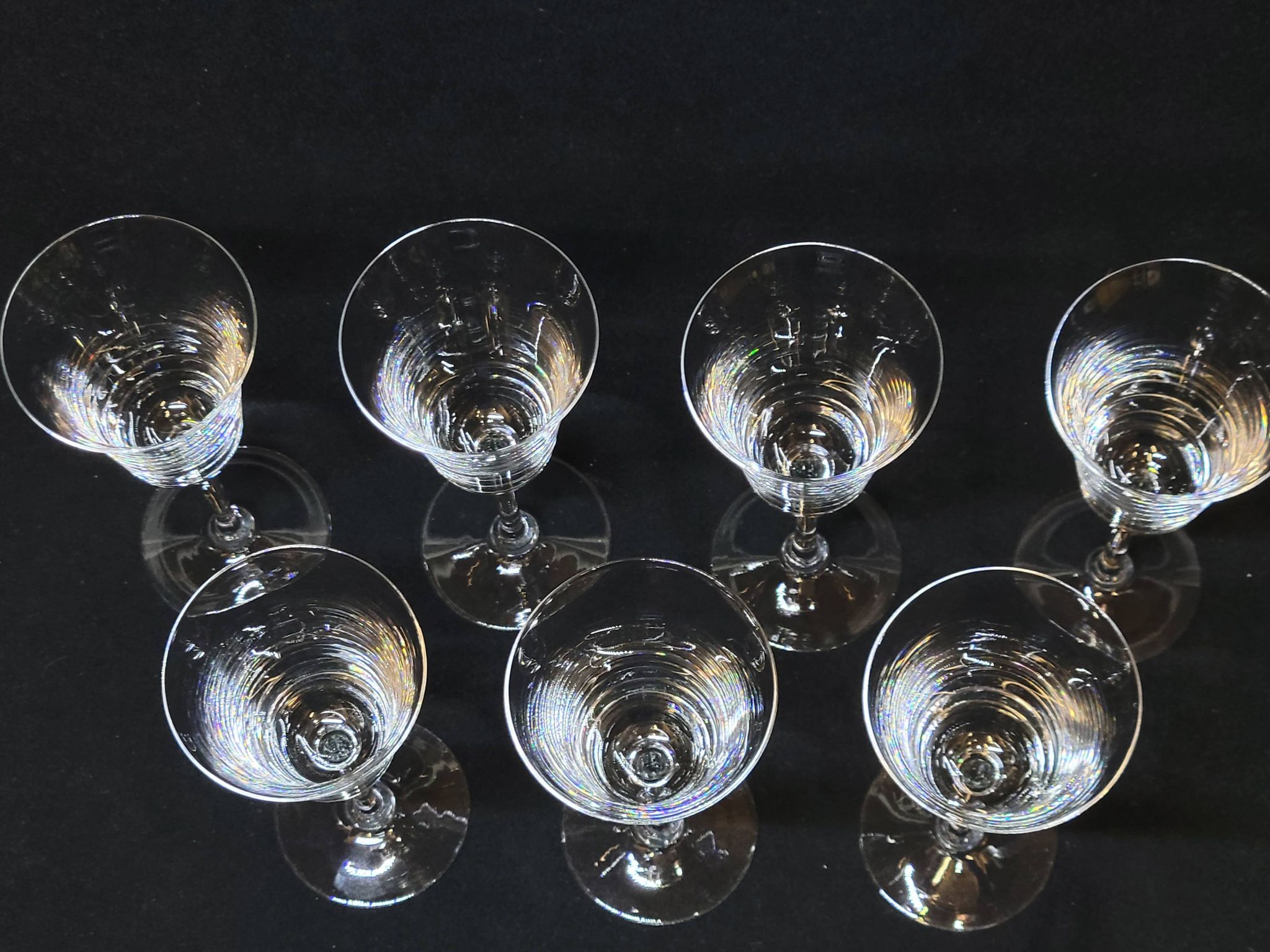 7 verres à porto ou vin blanc en cristal Baccarat ou Saint louis