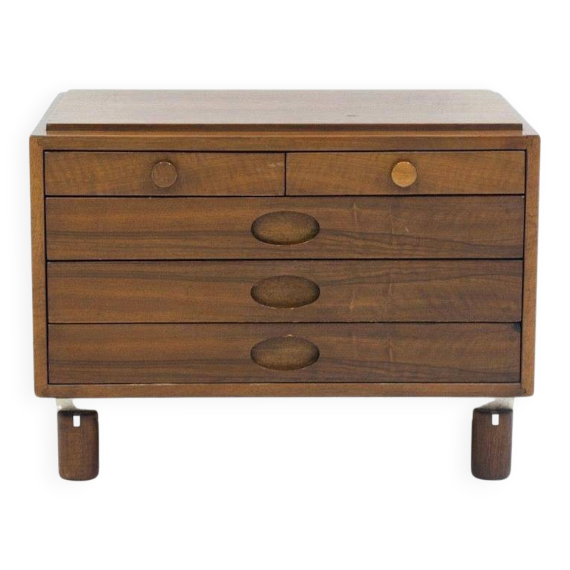 Walnut chest of drawers by Gianfranco Frattini for Bernini.