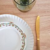 9 Assiettes à dessert porcelaine de limoge