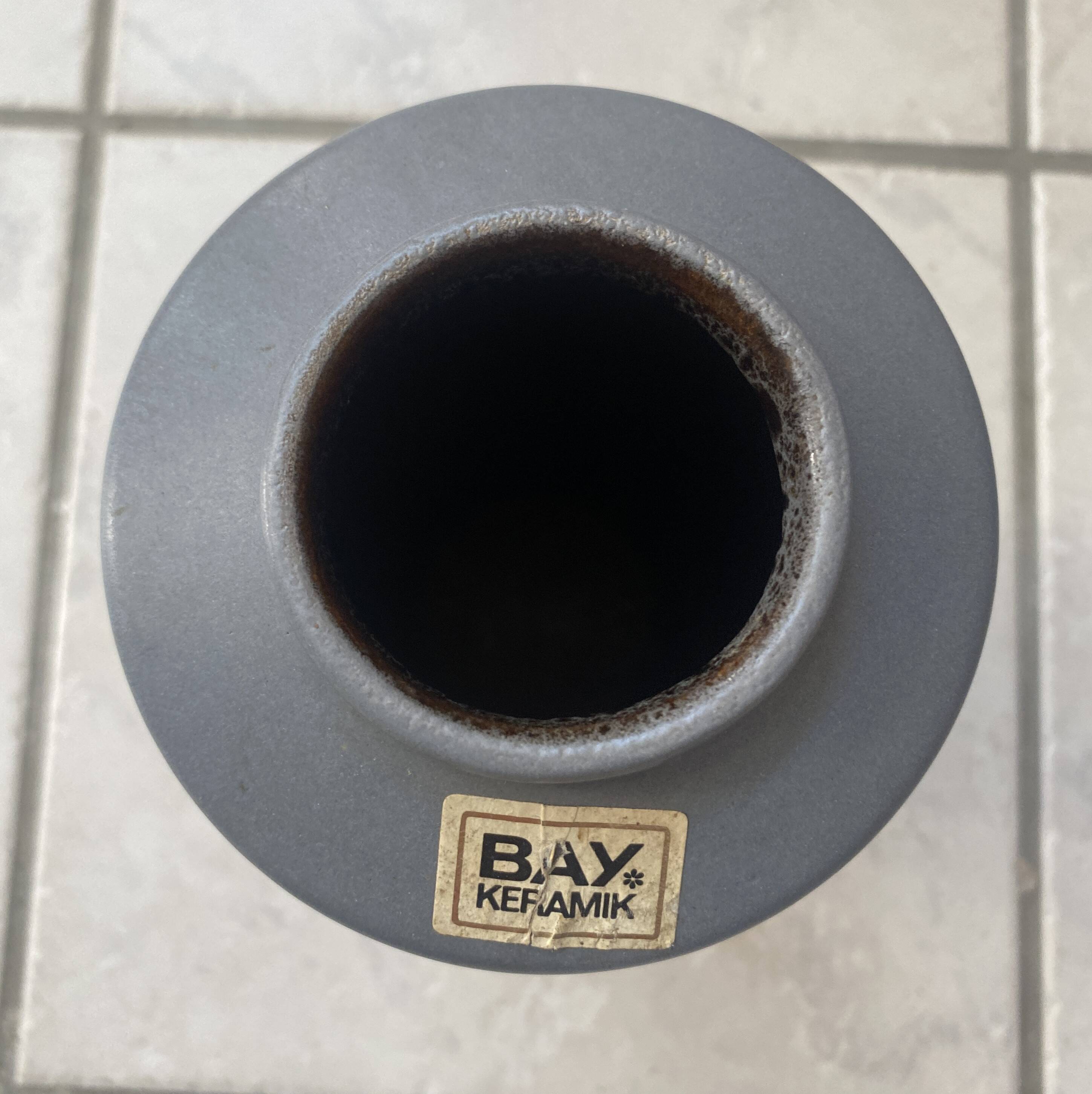 Modernist Vase by Bay  model 690 25 1970s WGP