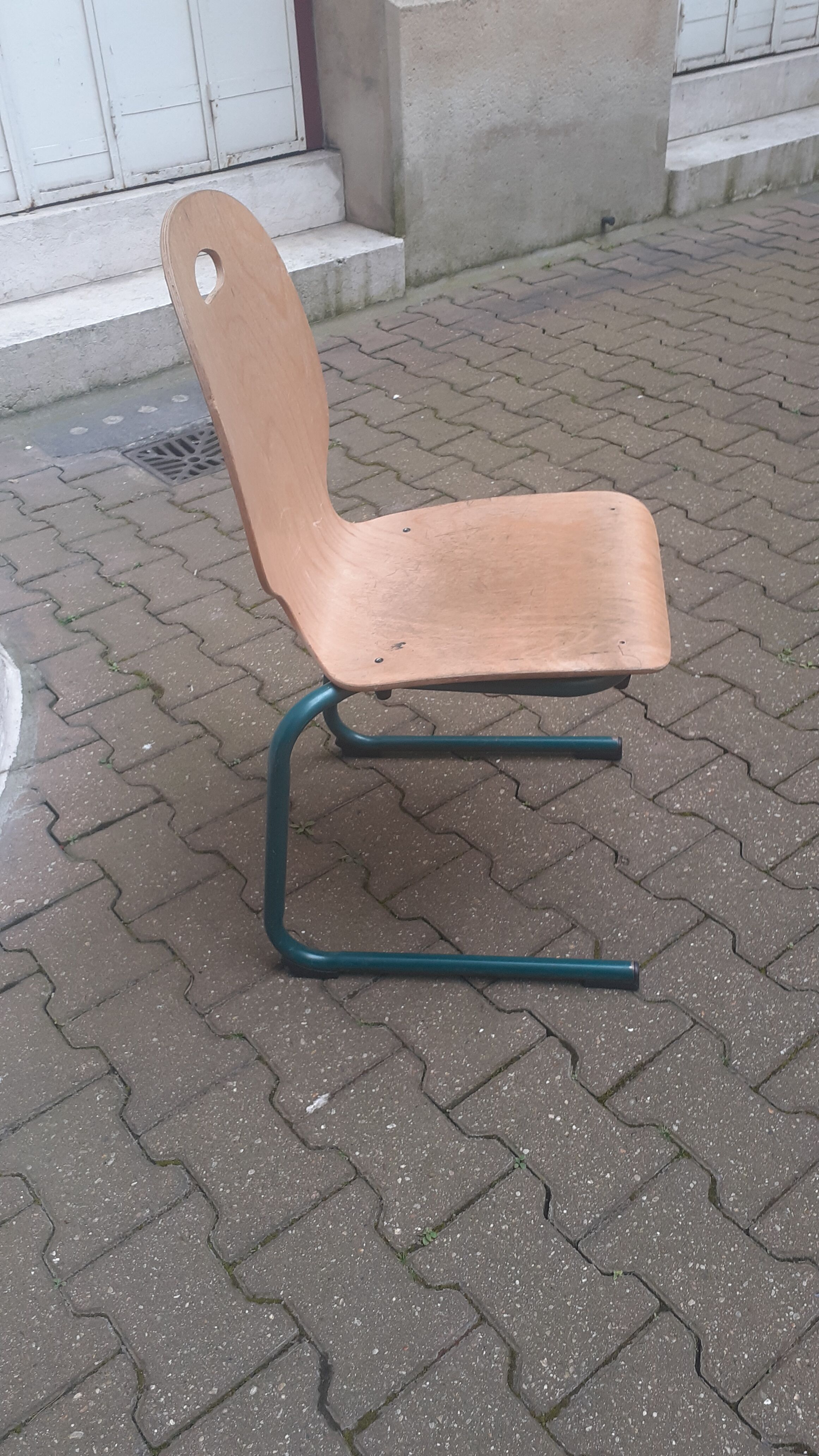 Chaise d'école