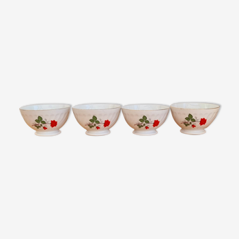 Lot de 4 petits bols en porcelaine décor de roses vintage
