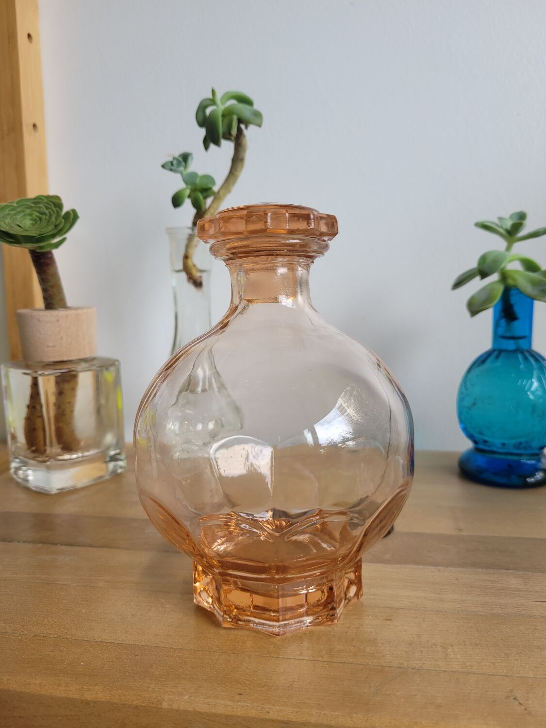 Vacuum glass decanter