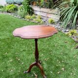 Wooden pedestal table