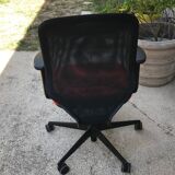 Medapal office armchair by Vitra