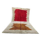 Tapis berbère marocain 300 × 200 cm – écru, rouge et brun, motif graphique