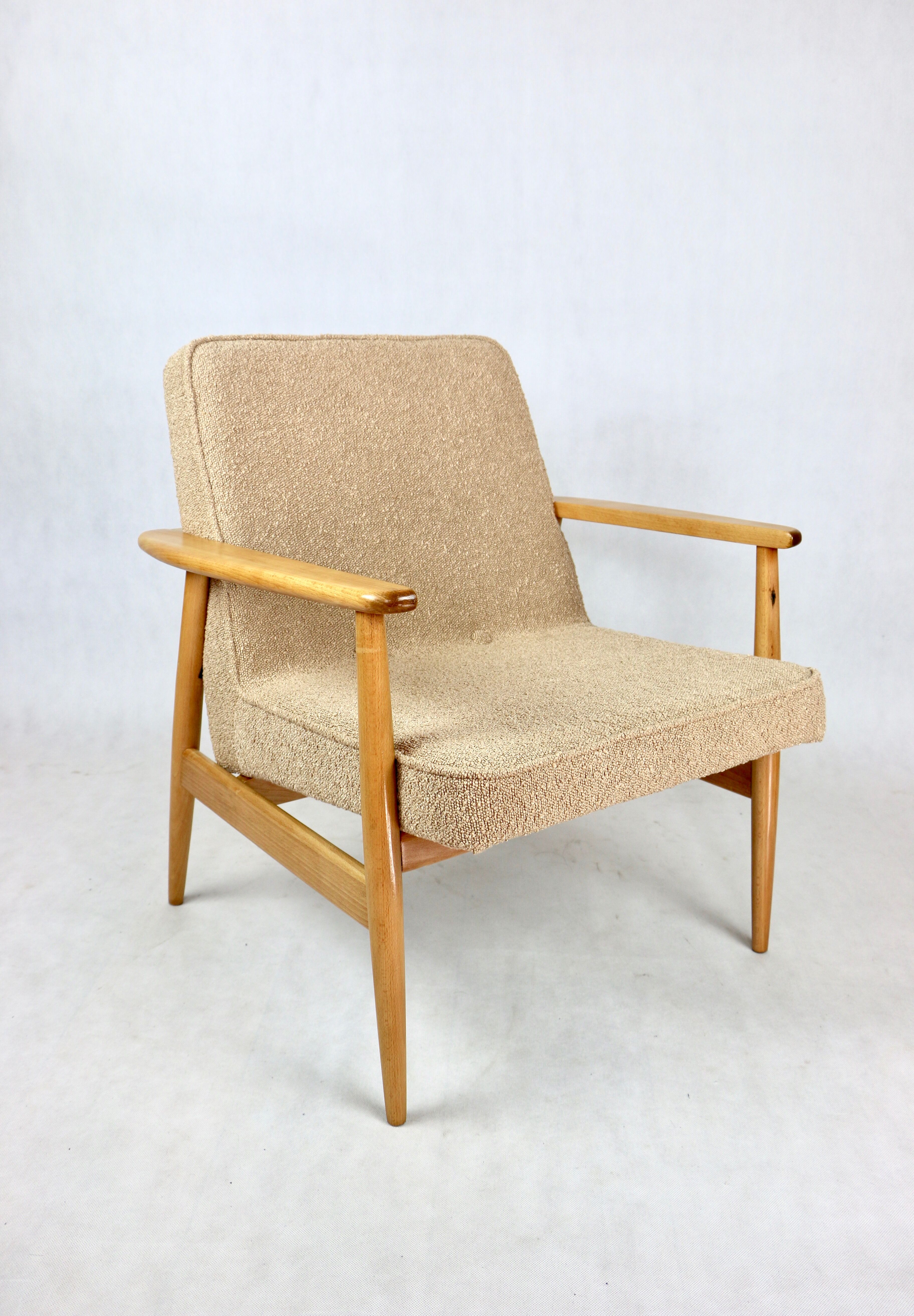 Beige boucle gfm63 lounge chair by J. Kedziorek, 1970s