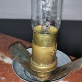 Art deco lamp, marble, globe, opaline and greyhounds in regulation, 1930