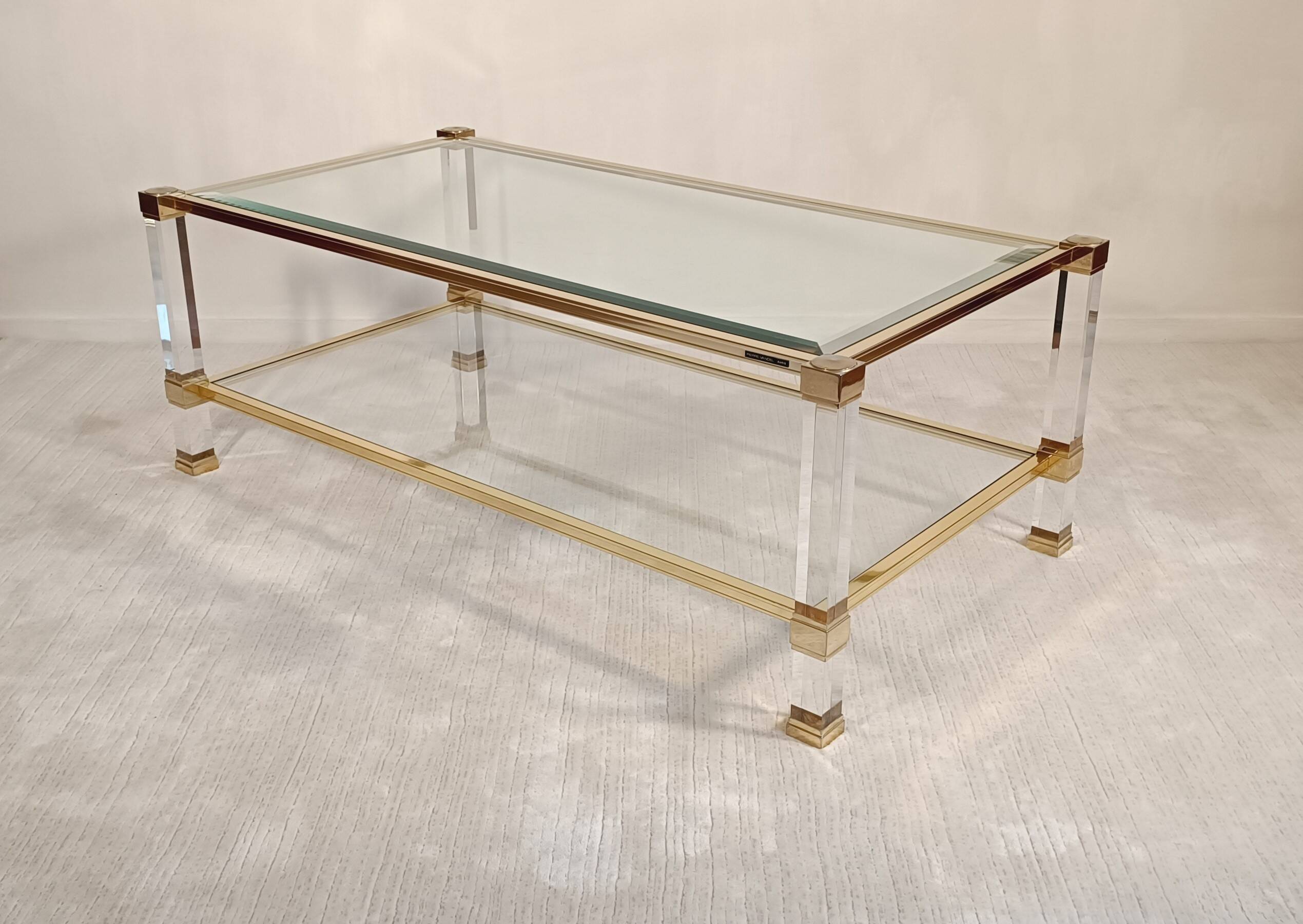 Très belle table basse Pierre Vandel Paris collection ANTHIOS
