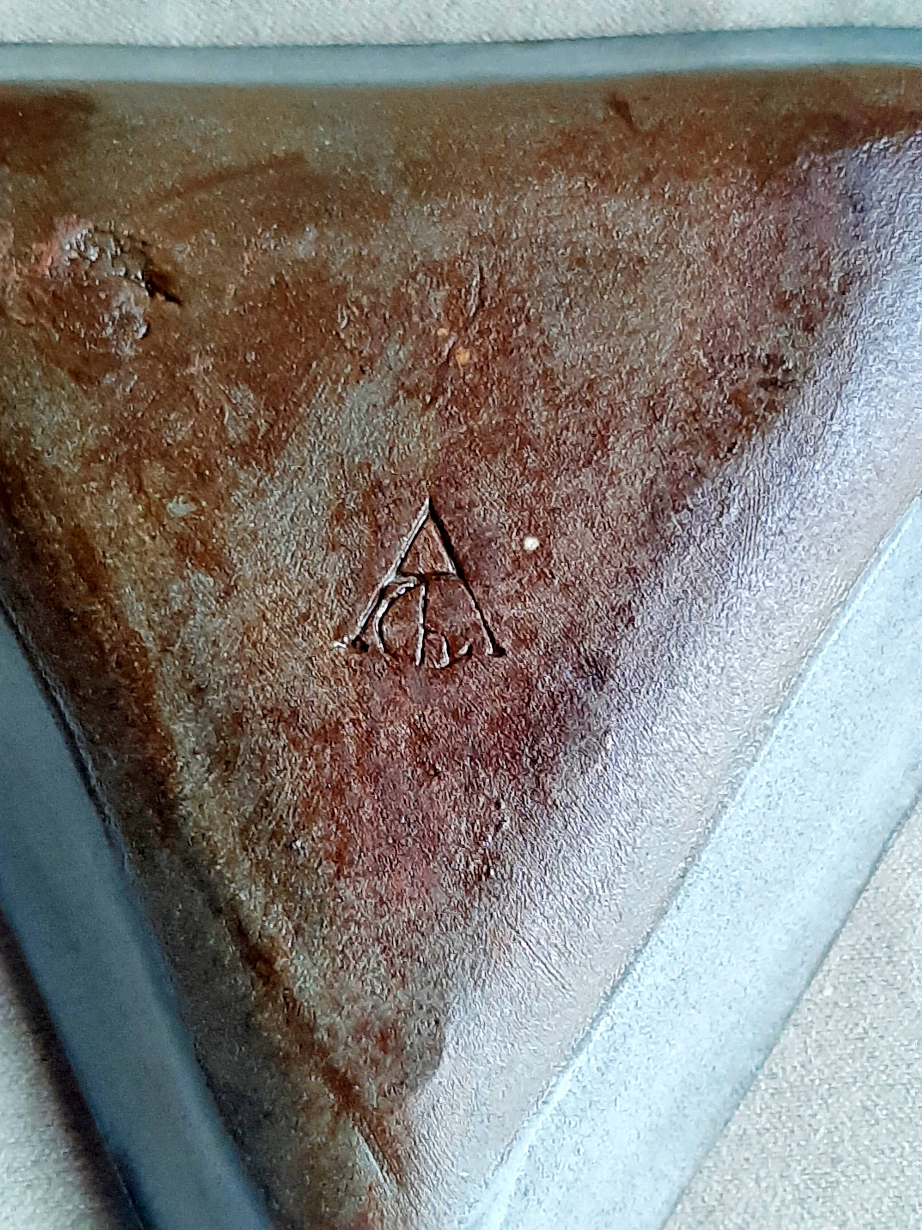 Cendrier en grès signé Chantal et Thierry Robert