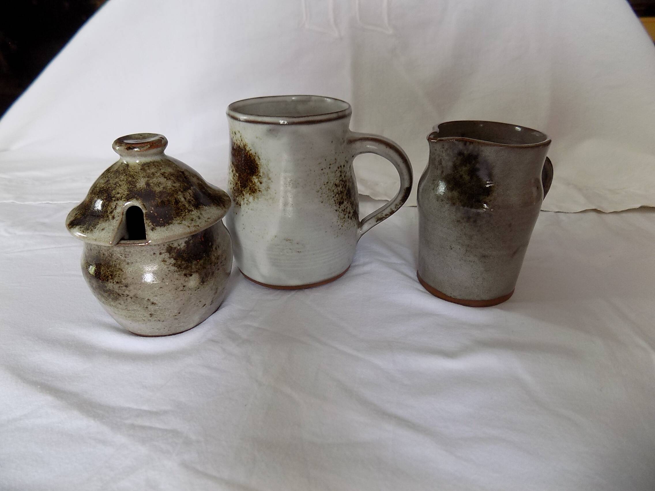 Mug, sucrier et pichet à lait - atelier Chantal et Thierry Robert