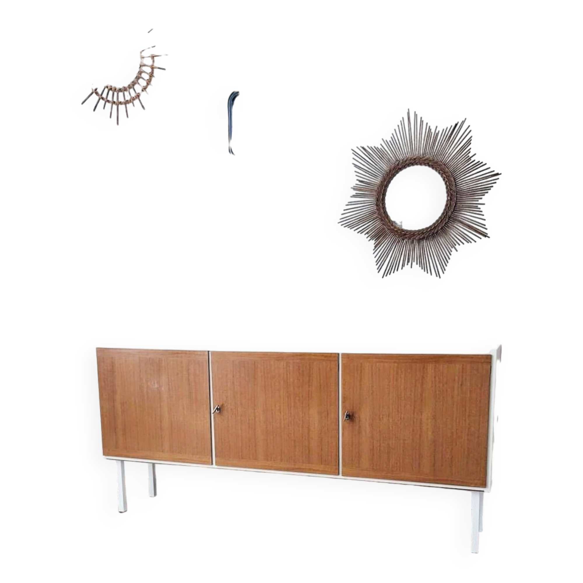 Vintage 3-door sideboard