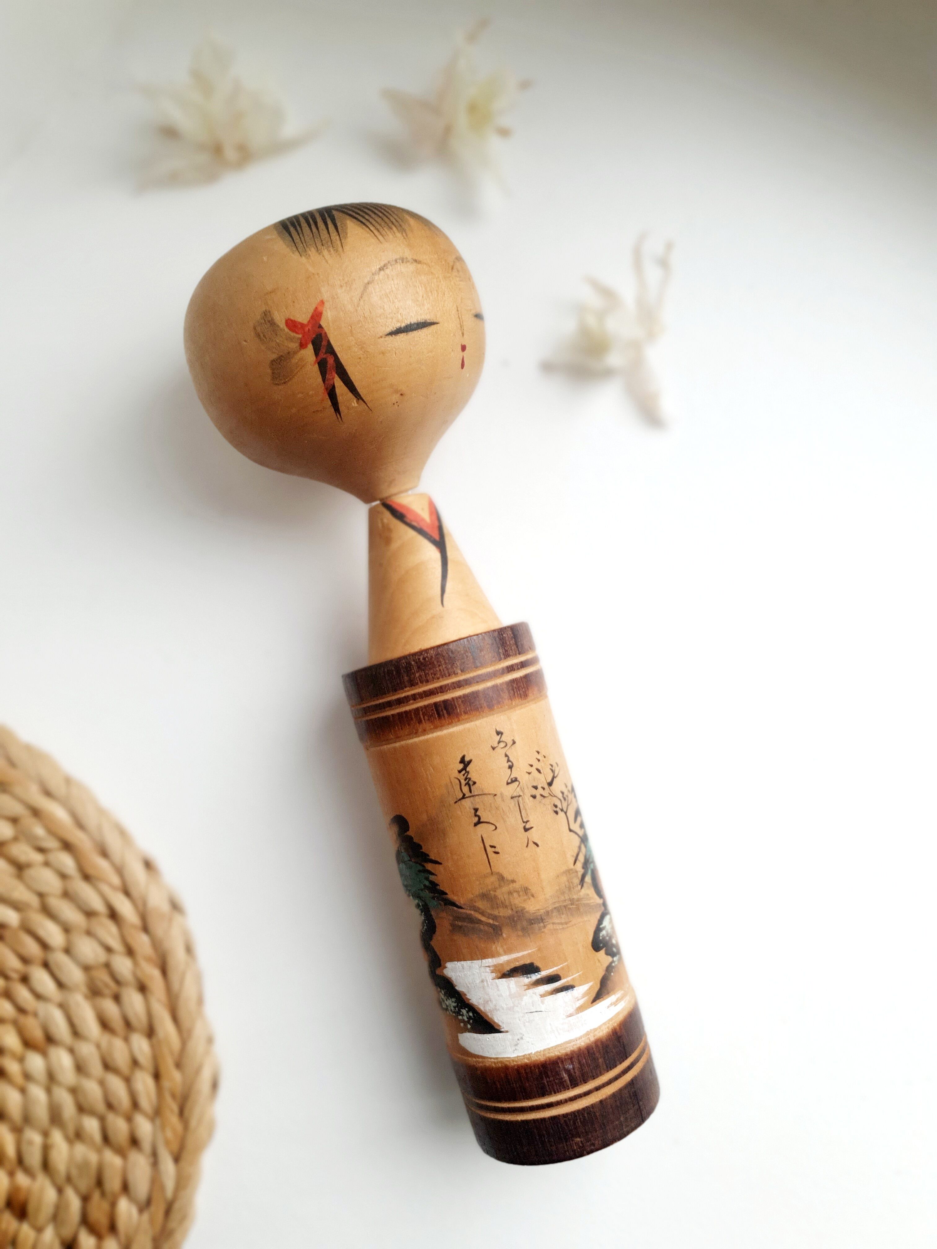Kokeshi doll poupée japonaise
