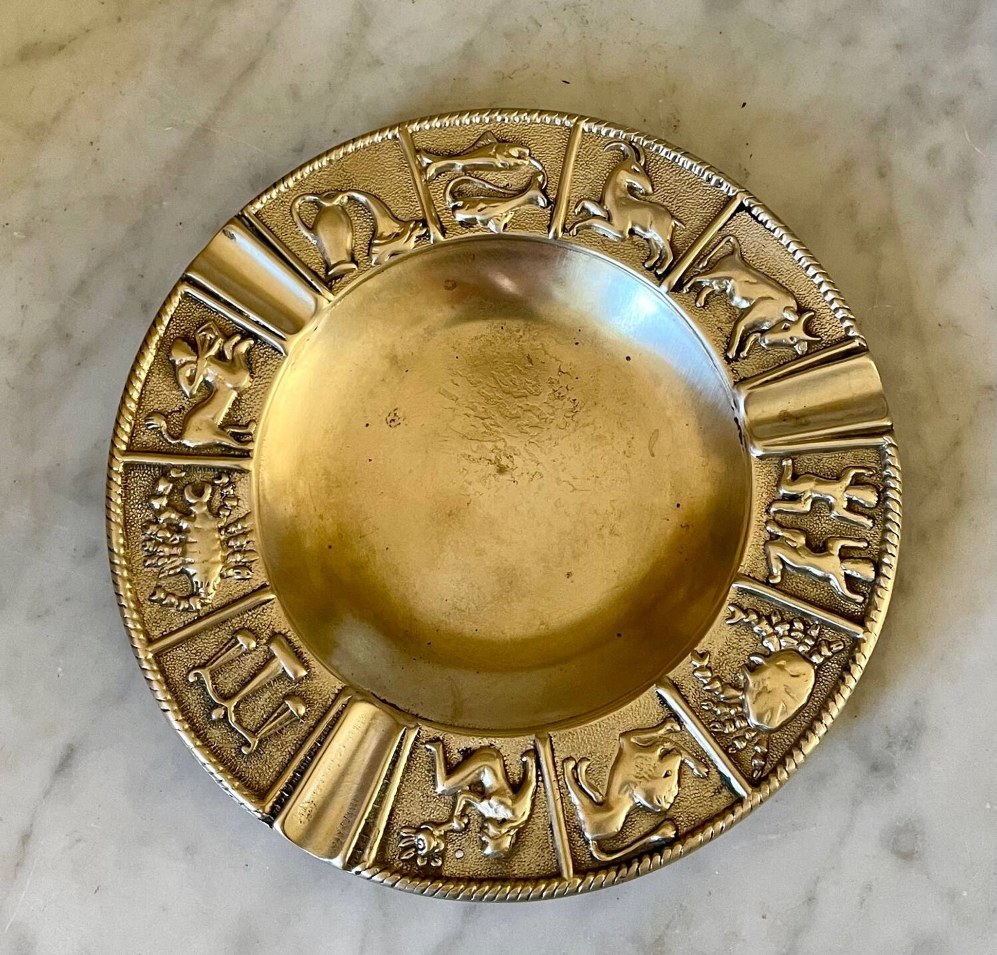 Cendrier horoscope en bronze doré vintage
