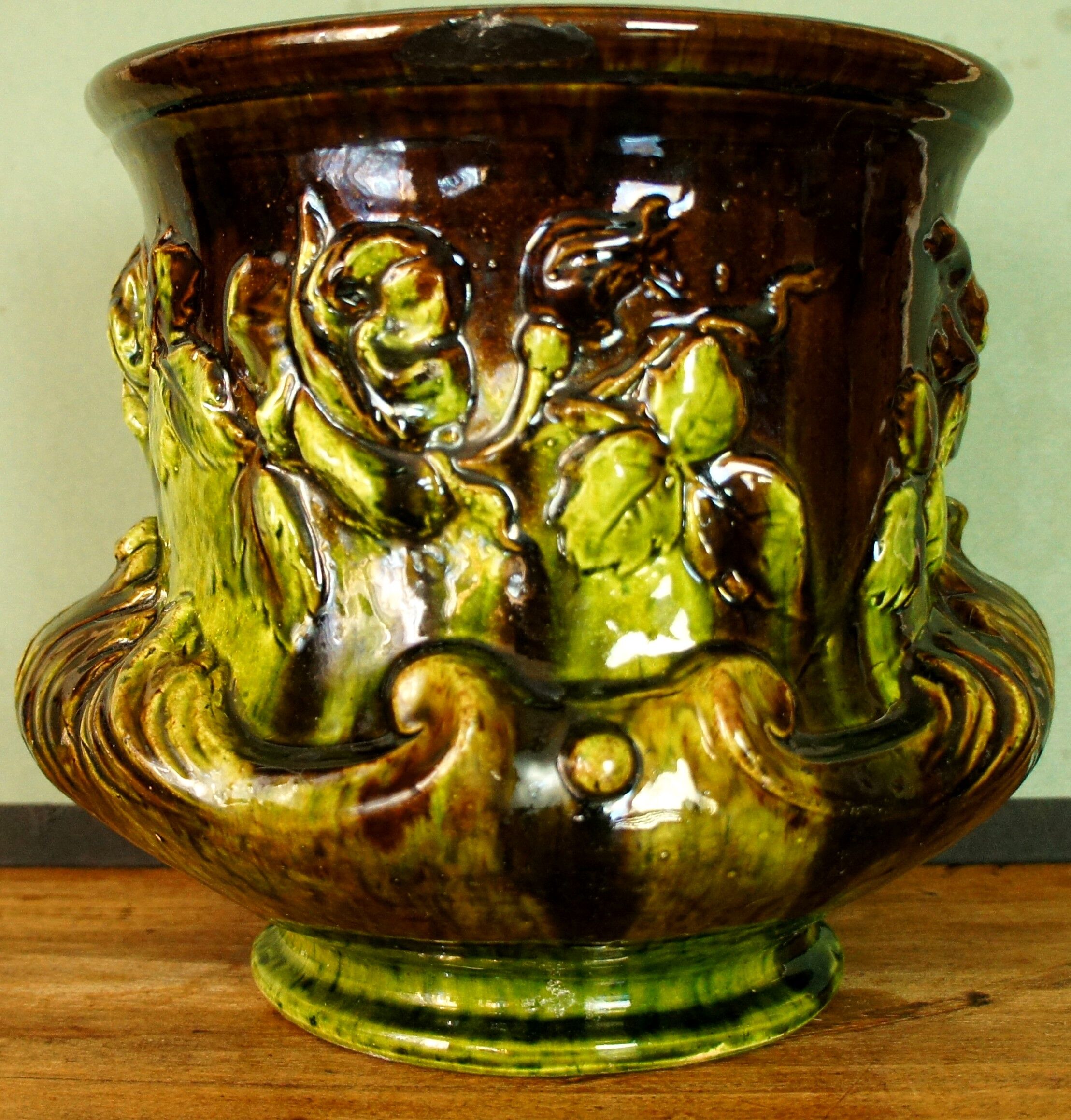 Acanthus-pink garland