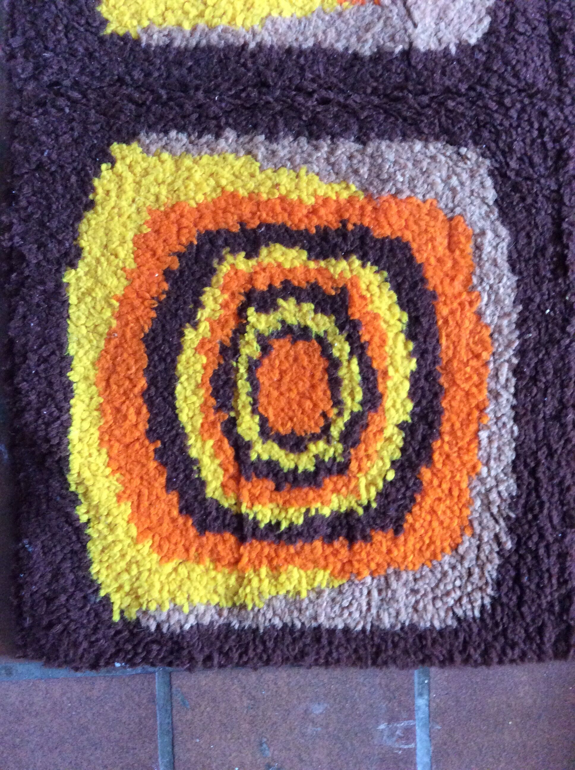 Tapis vintage 1980 fait main pure laine 140x140cm