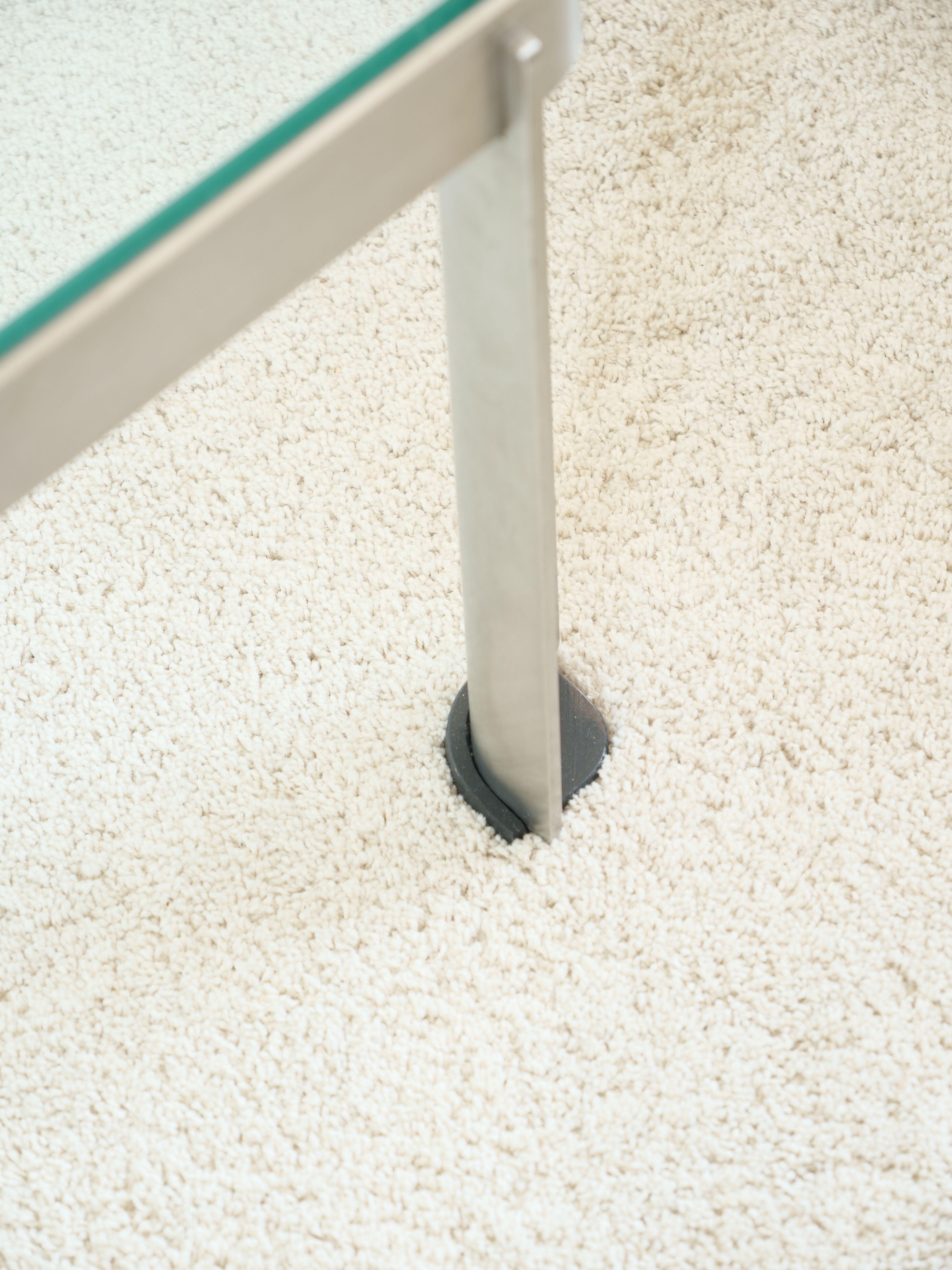 Coffee table model t113 by Osvaldo Borsani for Tecno 1975