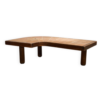 Table basse d'angle avec en bois et plateau en céramique, signée Barrois