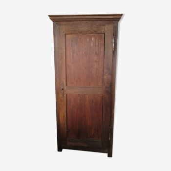 Armoire parisienne