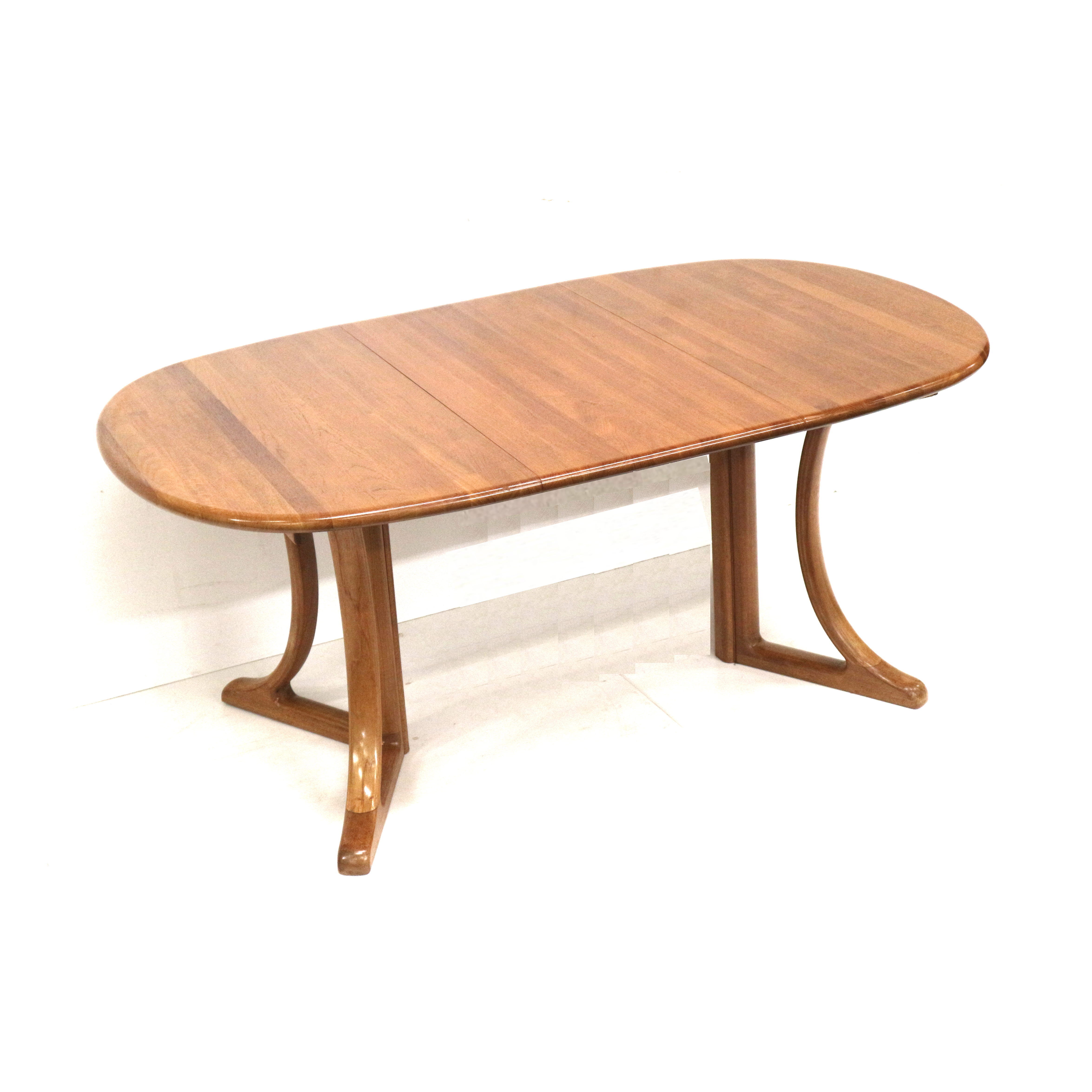 Danish design extendable teak dining table from the 1960s