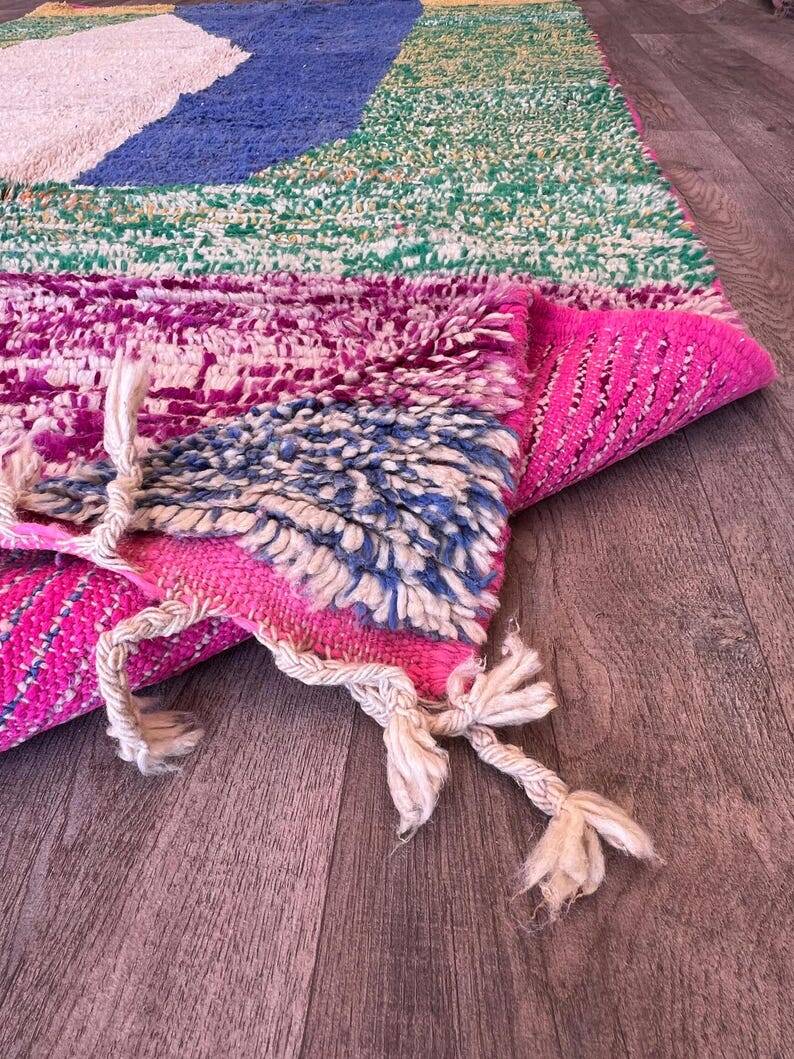 Moroccan Berber rug 250cm x 150cm