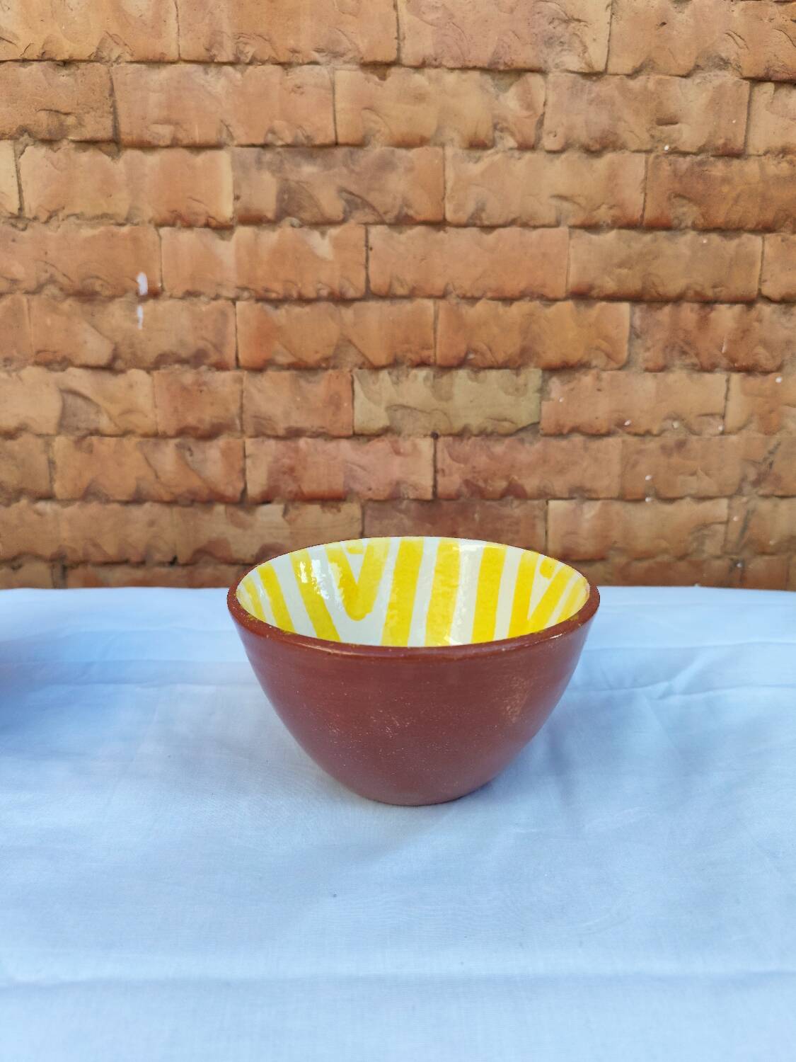 Boxes of 2 Ourika striped bowls