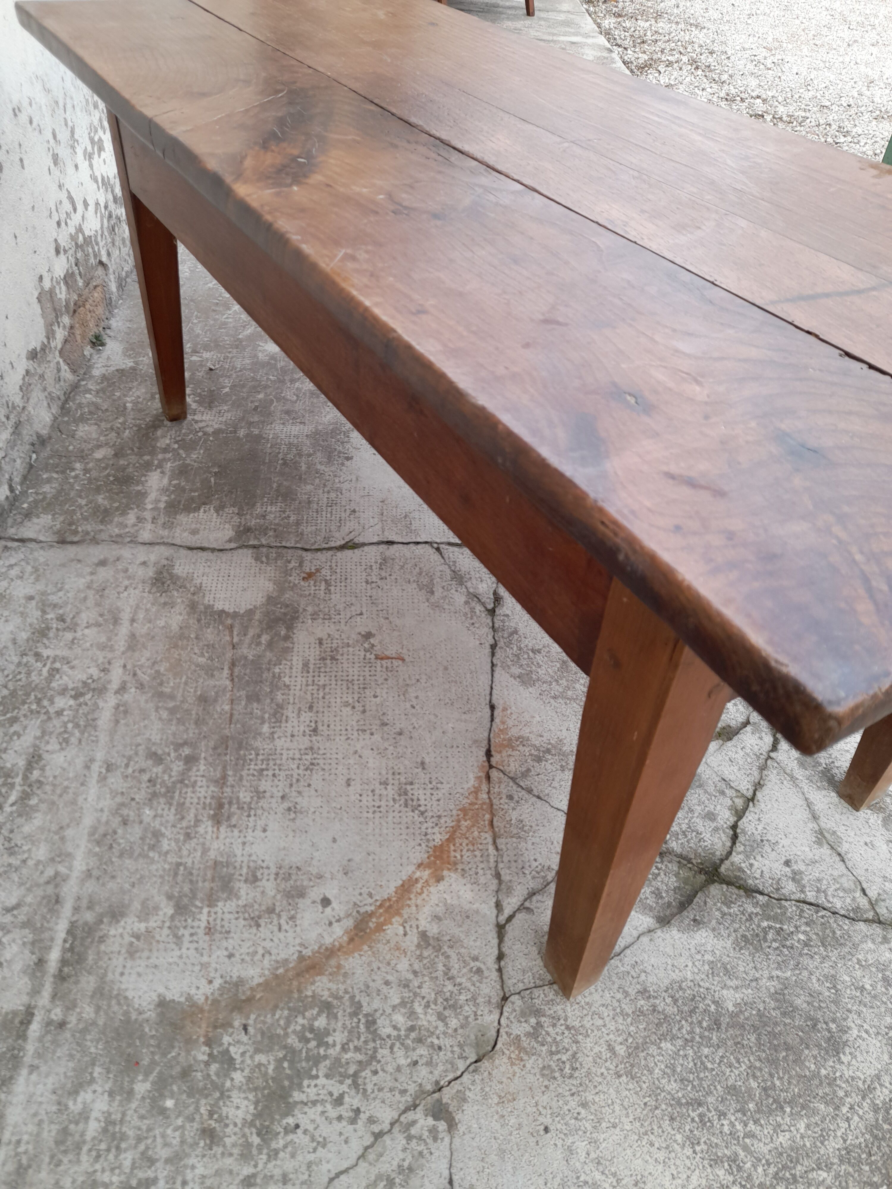Table basse de ferme rustique en fruitier 1900