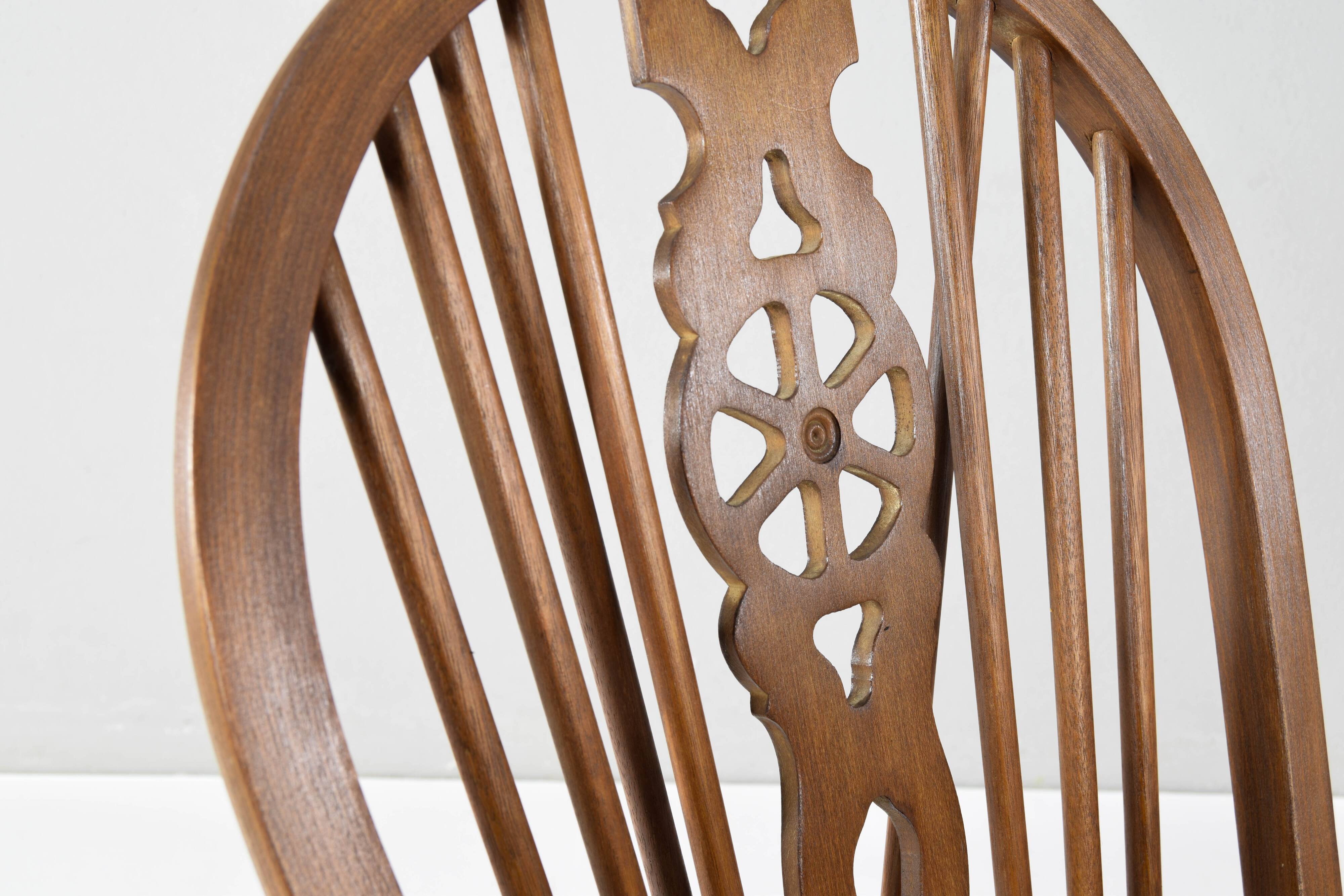 Windsor Antique Early 20th English Victorian Dining Room Chairs, Set of fou