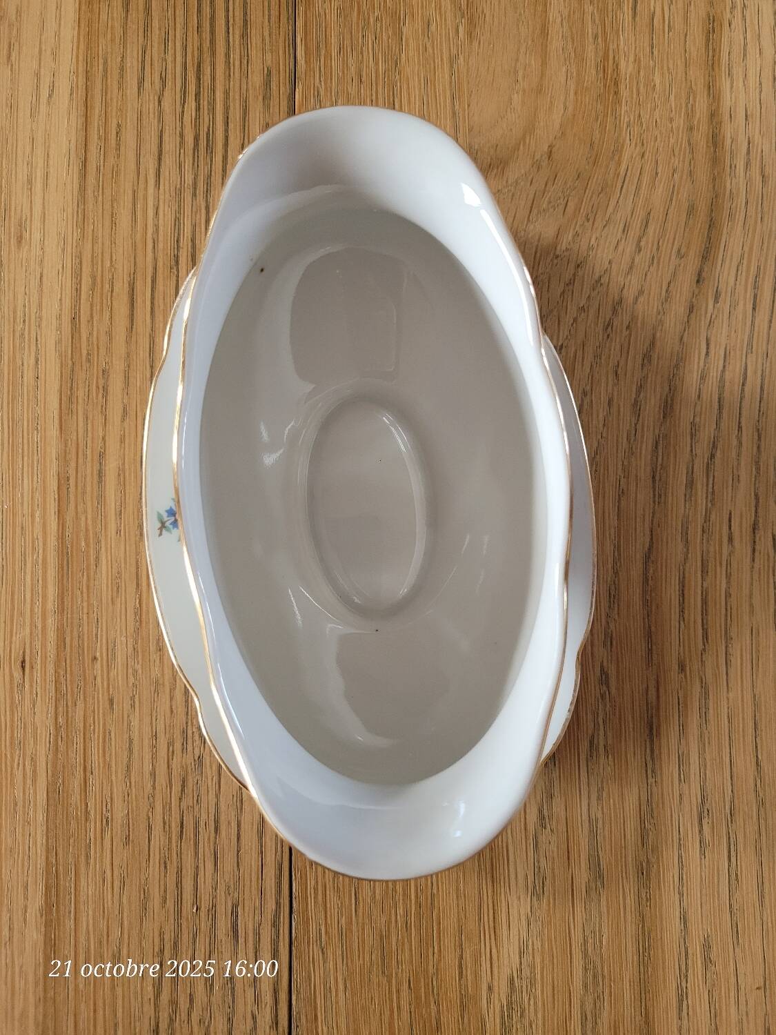Saucière en porcelaine de Tchécoslovaquie